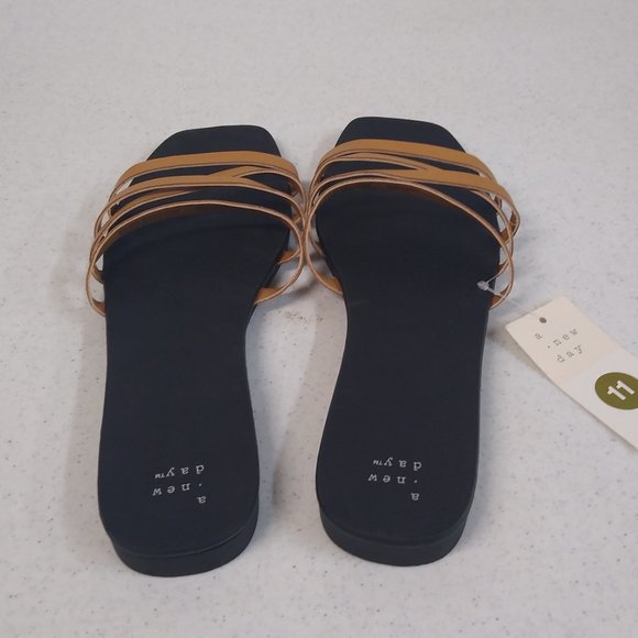 A New Day Sandals Tan/Joan Size 11 Women's Embossed Strappy Slide On Sandals NWT - Picture 3 of 8